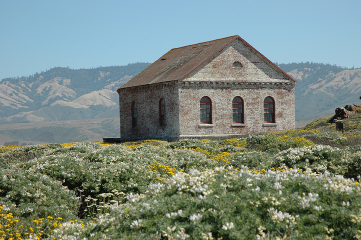 Piedras Blancos Lighthouse 031.jpg